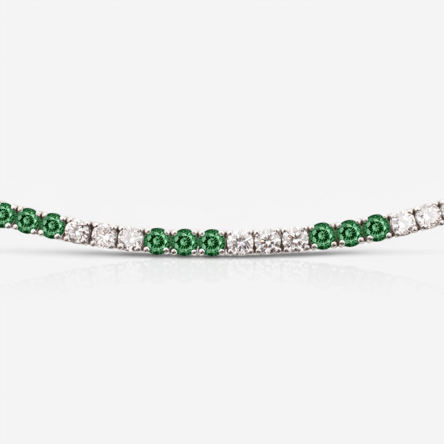 14kt white gold/18kt white gold/3.00/4.00/5.50/6.00/8.00/12.00/13.50/17.50/22.00/28.50/30.00/34.00/36.00/39.00/front